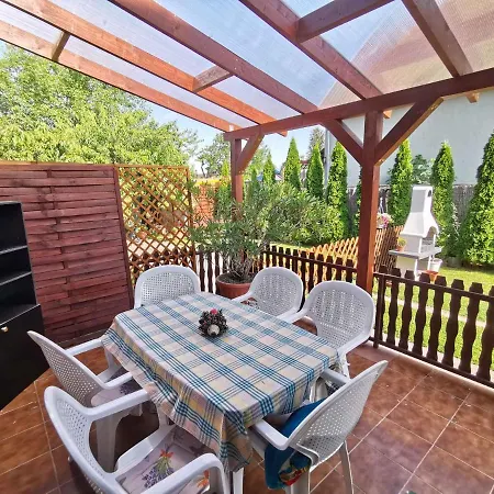 In 26302 Apartmán Balatonkeresztúr